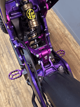 TWE sustiprinta pakabos svirtis SurRon Light Bee motociklui